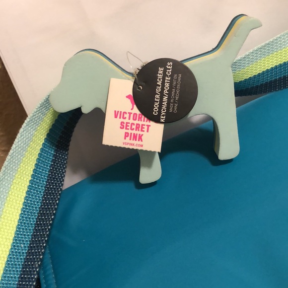 Vintage NWT PINK Victoria’s Secret Cooler with Iconic PINK Dog Key Chain. - Picture 9 of 13